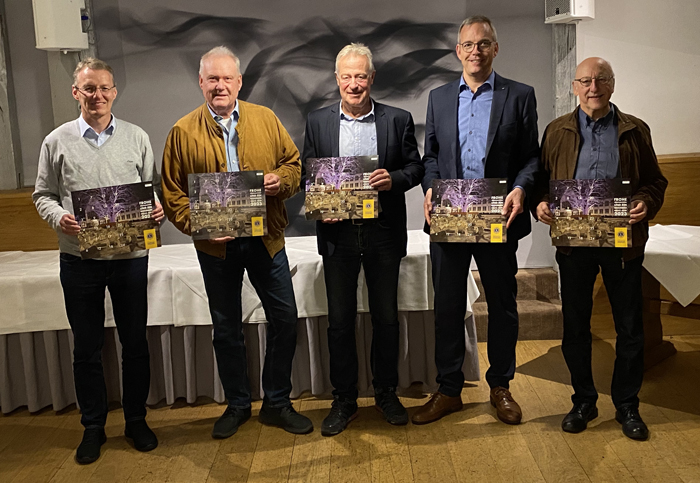 Lions Club Hansestadt Attendorn - K. Hesener, T. Feldmann, M. Diller Präsident, B. Griese und L. Droege