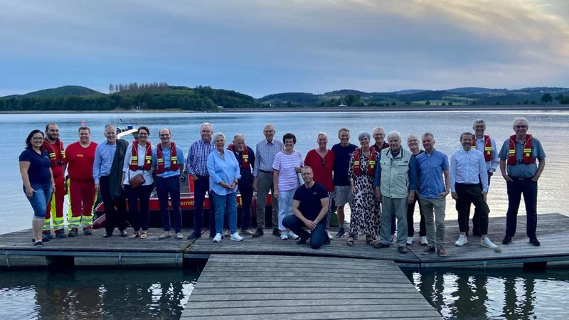 Lions Club unterstützt DLRG Attendorn